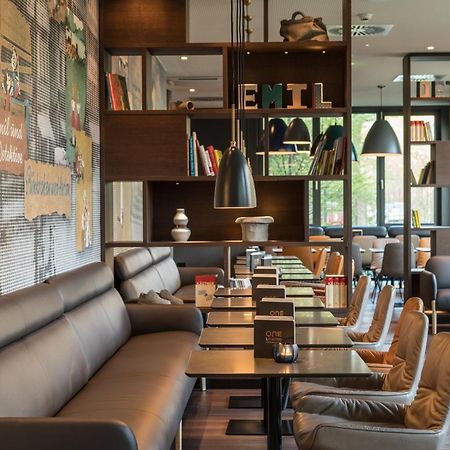 Motel One Dresden - Palaisplatz Экстерьер фото