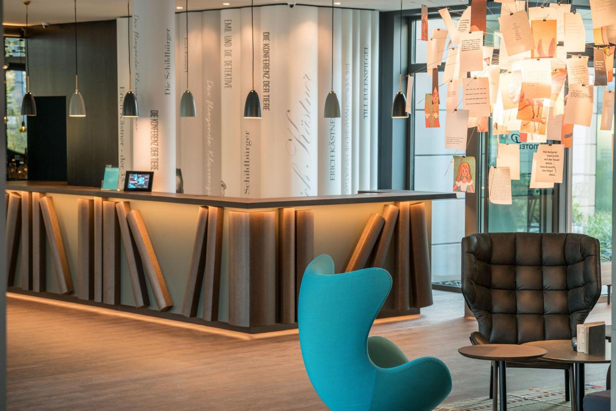 Motel One Dresden - Palaisplatz Экстерьер фото