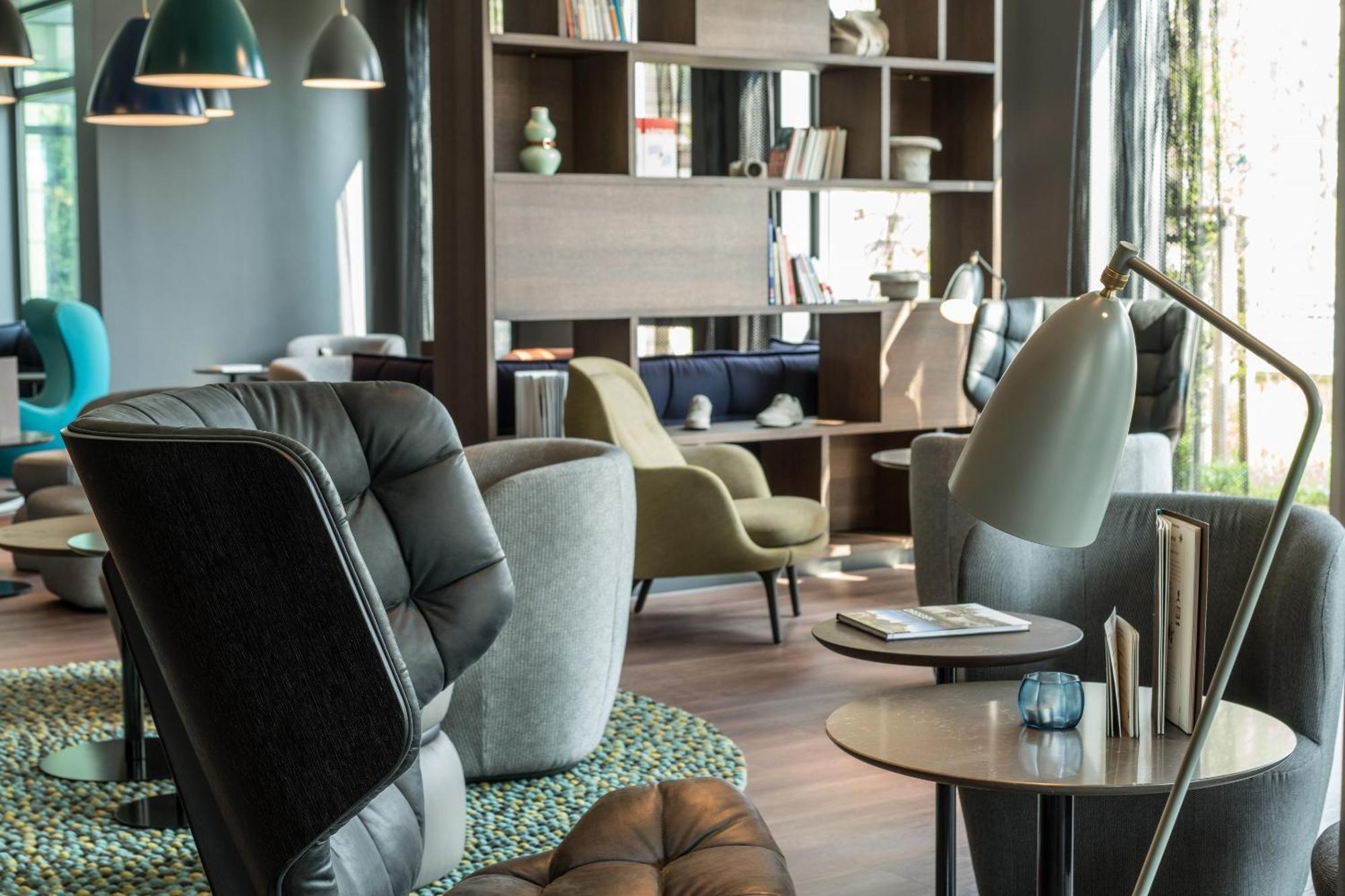 Motel One Dresden - Palaisplatz Экстерьер фото